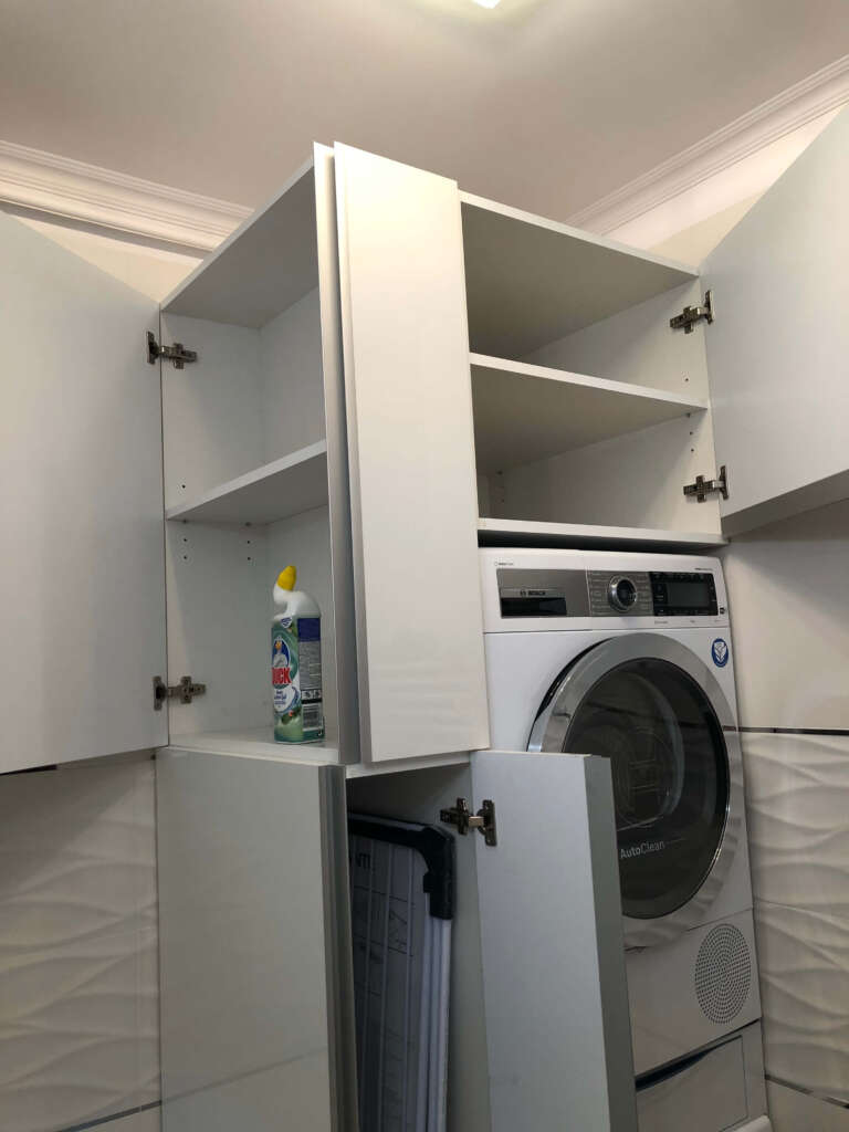 csokabutor_hu_csoka_adam_asztalos_feher_oszto_referencia_munka_5 csokabutor_hu_csoka_adam_asztalos_feher_oszto_referencia_munka_5